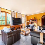 Villa Exclusiva Casa De Lujo Con Piscinas Y Amplio Jardin En Zona Tranquila *