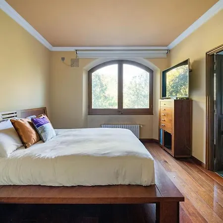 Вілла Luxury Villa In Girona With Indoor Pool & Garden Base For Costa Brava, France And Barcelona