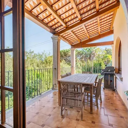 Luxury Villa In Girona With Indoor Pool & Garden Base For Costa Brava, France And Barcelona Вілла Жерона
