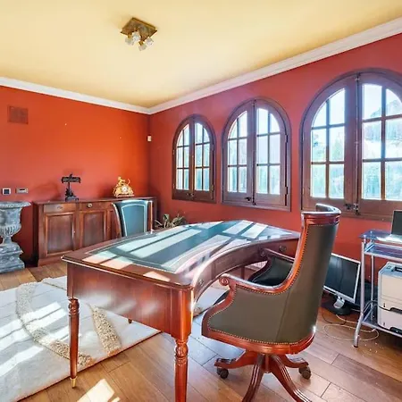 فيلة Luxury Villa In Girona With Indoor Pool & Garden Base For Costa Brava, France And Barcelona خيرونا