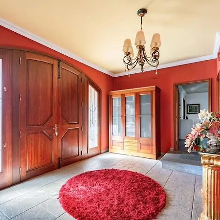Exclusiva Casa De Lujo Con Piscinas Y Amplio Jardin En Zona Tranquila Villa Girona